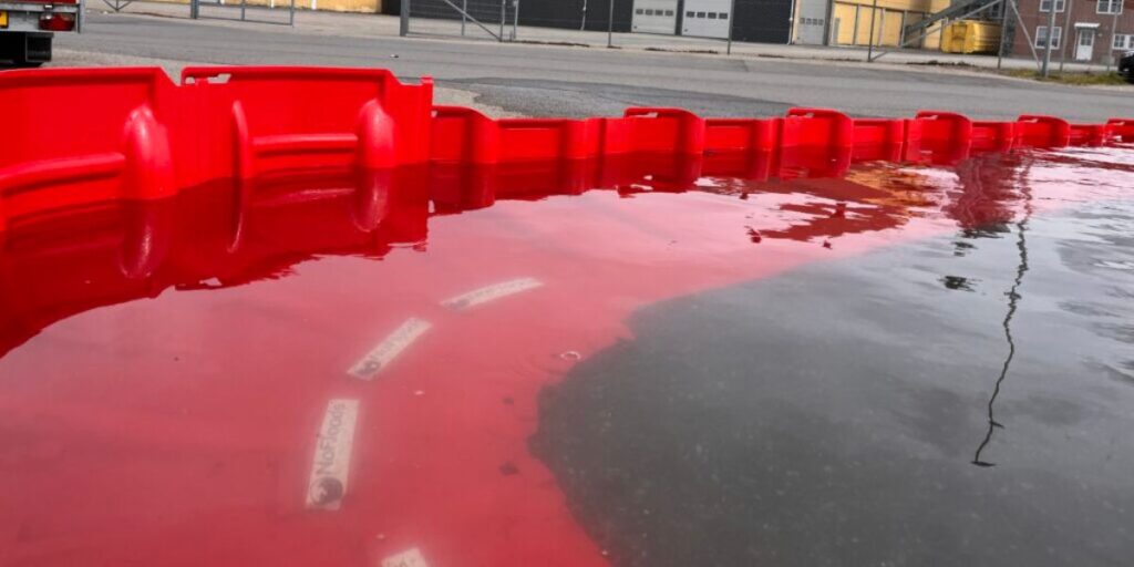 Protecție cu Zid Împotriva Inundațiilor Simplificată cu EasyWall