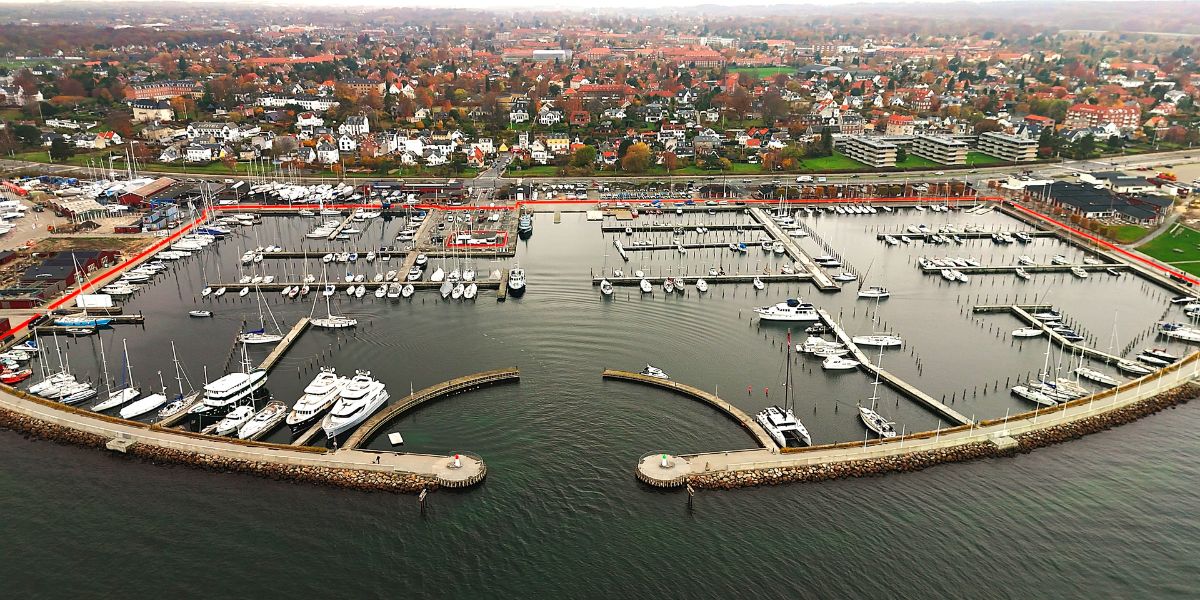 Skovshoved Harbor overview with deployed temporary water diversion barriers